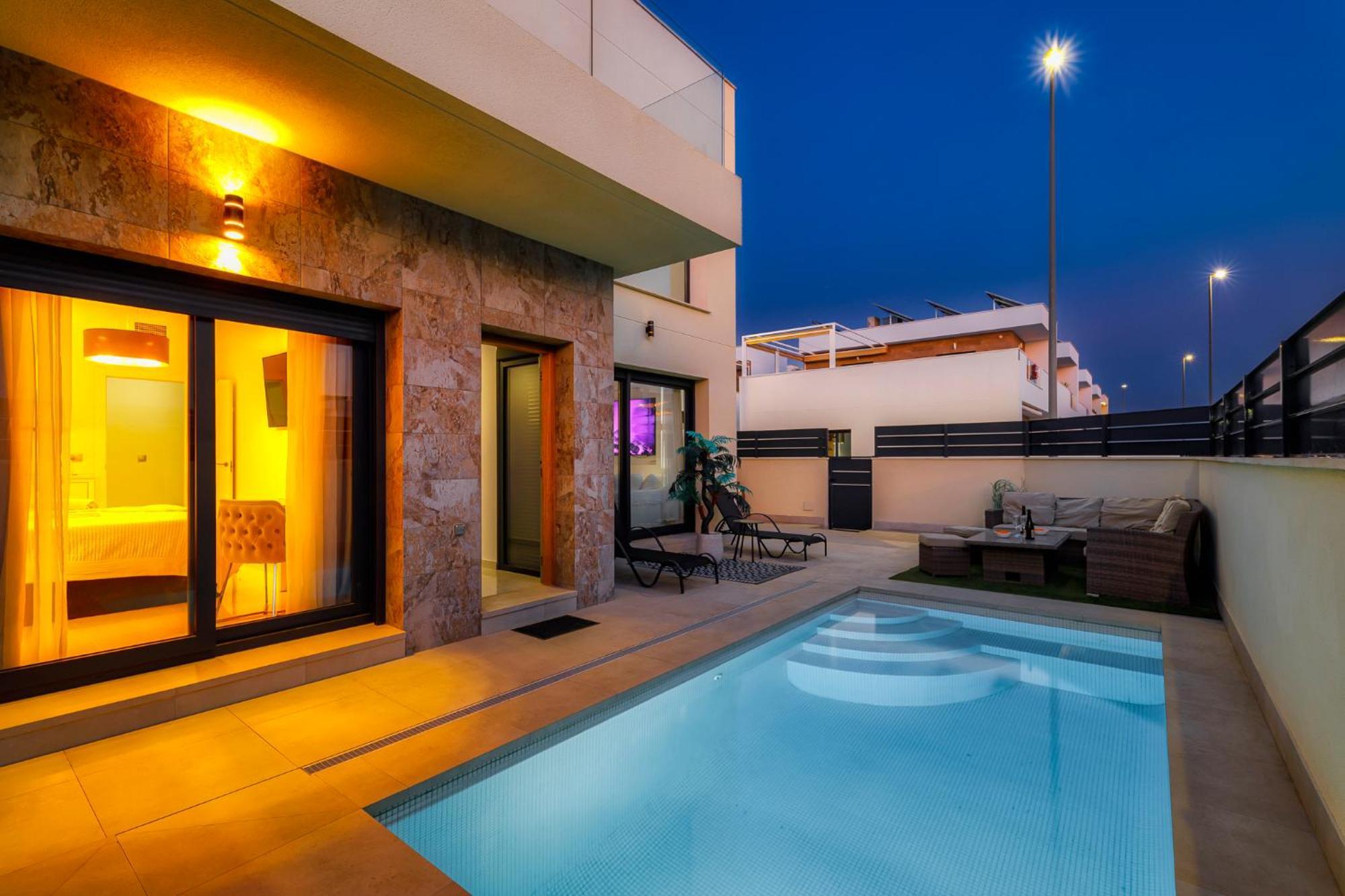Villa White Diamond - Piscine - Plage 10 Minutes Daya Vieja Exteriér fotografie